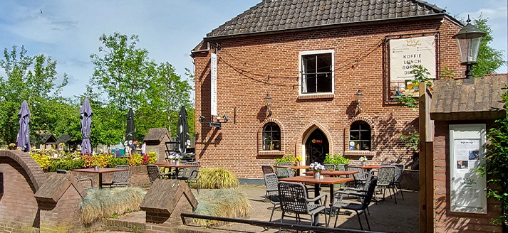 Het bekende restaurant de hofhouding in Buren.