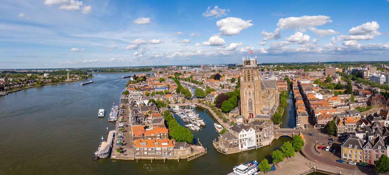 Bovenaanzicht op het centrum van Dordrecht.