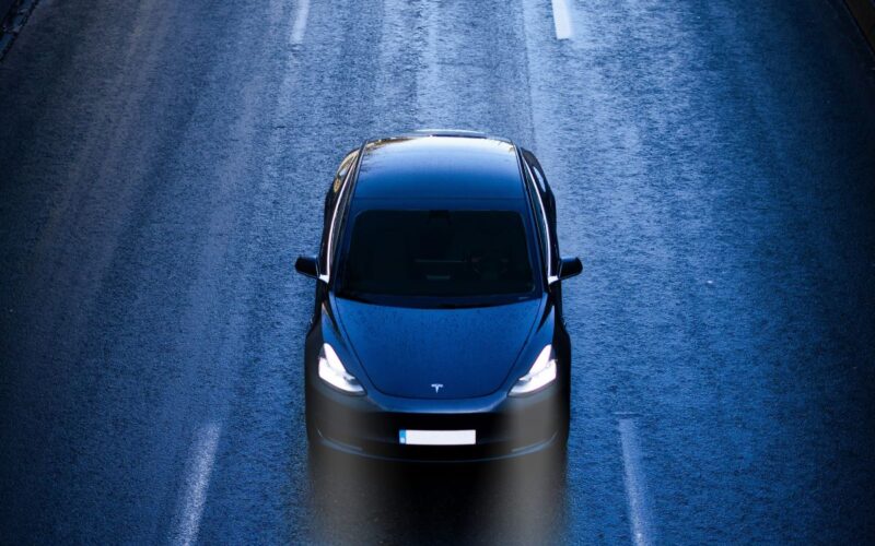 Tesla Model 3 als auto van de zaak.