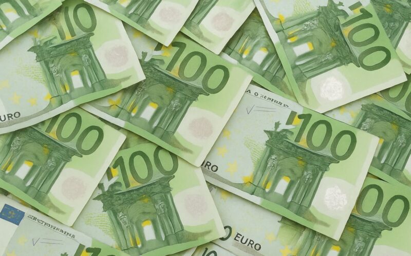 Verdien je minder bij een uitzendbureau