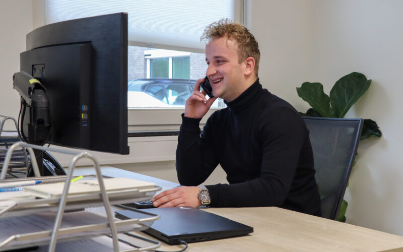 Daniel Stout van Intro Personeel in gesprek met een kandidaat